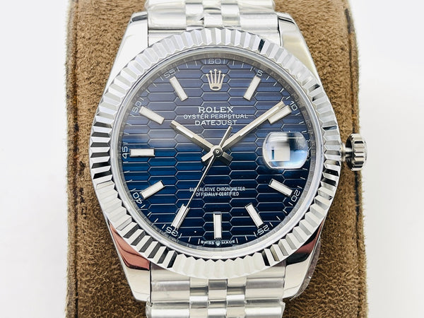 Datejust  Men 126300-0024  41MM