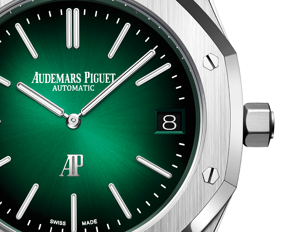 AUDEMARS PIGUET &ldquo;JUMBO&rdquo; Smoked Green Dial 39mm