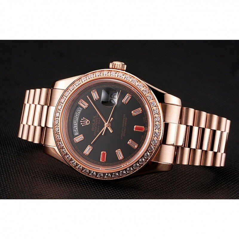 Montre suisse Rolex Day-Date avec diamants et rubis, cadran noir et bracelet en or rose 1454102 